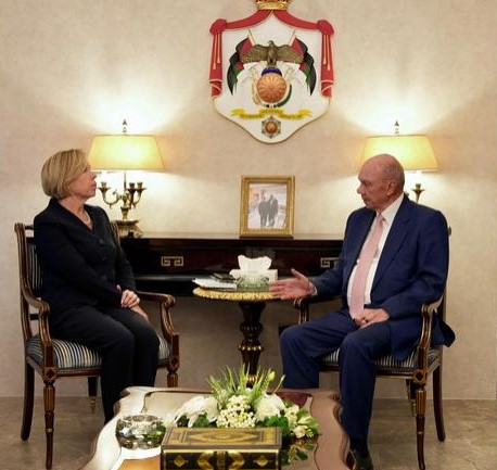 الفايز: الأردن لن يكون ساحة حرب لأي طرف