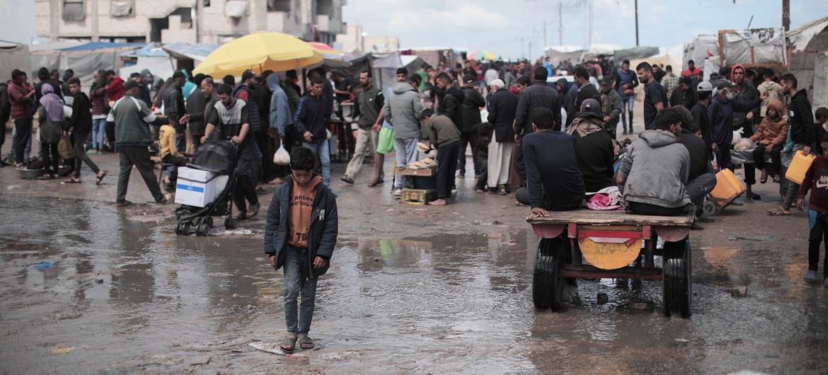 الأونروا: العمليات الإسرائيلية في مدينة غزة تشرد الناس
