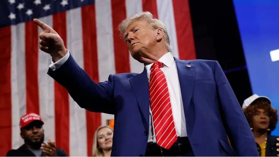 تقرير يكشف عدد المرات التي تحدّث فيها ترامب عن نهاية وشيكة لحرب إيران 