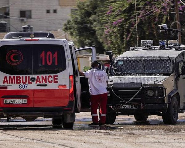 إصابة مواطن بجروح خطيرة في بيت دقو شمال غرب القدس 