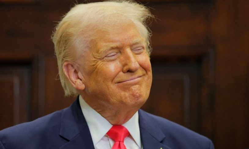 ترامب يجمّد الهجرة والتجنيس لمواطني 4 دول عربية