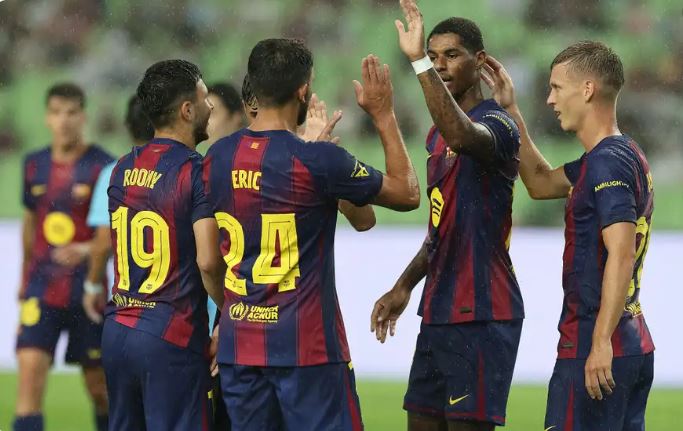 راشفورد يزين قائمة برشلونة لموقعة مايوركا