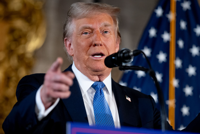 ترامب: سنرسل سفينة مستشفى إلى غرينلاند