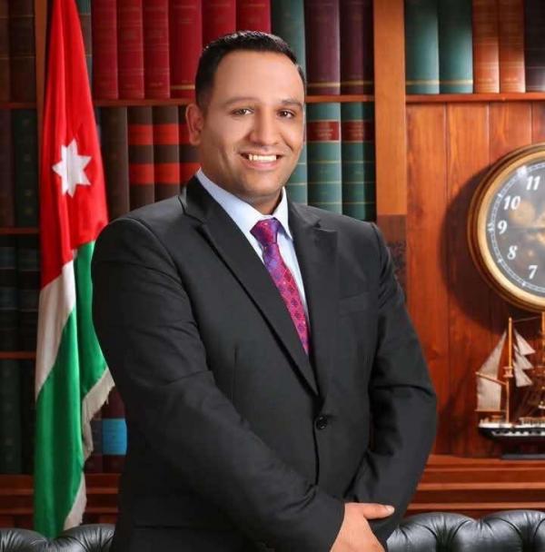 الدكتور محمود السعود  ..  مبارك اجتياز امتحان الكفاءة المعرفية