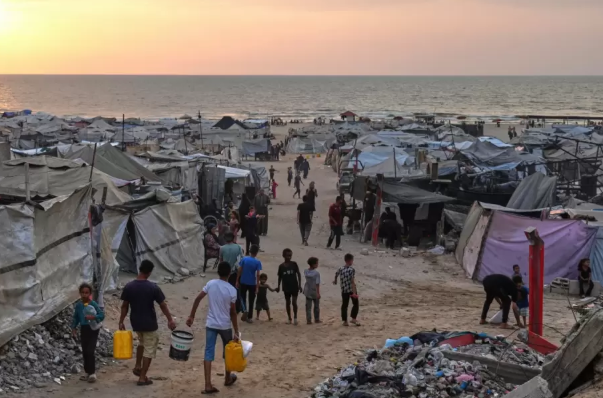 غزة بلا بيوت: لماذا يتأخر النازحون في العودة رغم الهدنة؟