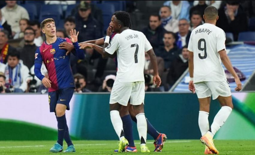 الكشف عن حكم مباراة ريال مدريد و برشلونة في نهائي كأس ملك إسبانيا