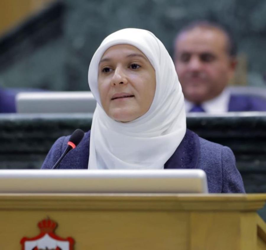 نواب العقبة يطالبون بفتح تحقيق فوري بشأن حفل 'الرقص الشرقي' في (قلعة العقبة)