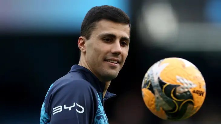 رودري: لم نعد أبطالا خارقين ..  لكننا سنقلب الطاولة على ريال مدريد