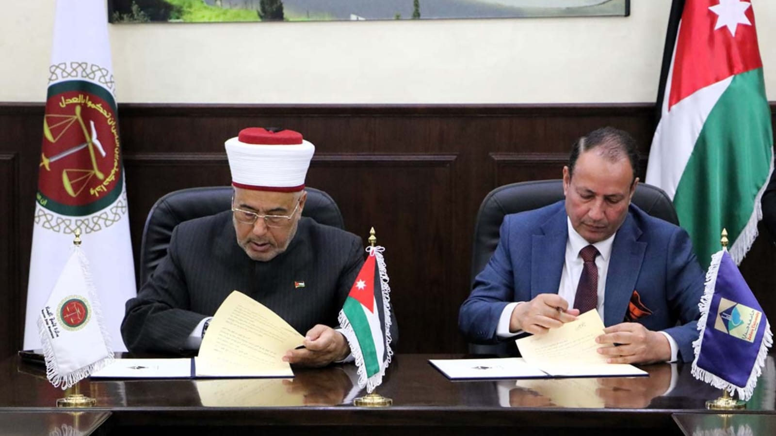 اتفاقية بين القضاء الشرعي وجامعة جدارا لتعزيز برامج الإرشاد والإصلاح الأسري