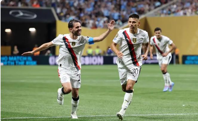 جوارديولا يصدم جماهير السيتي بإصابة جديدة