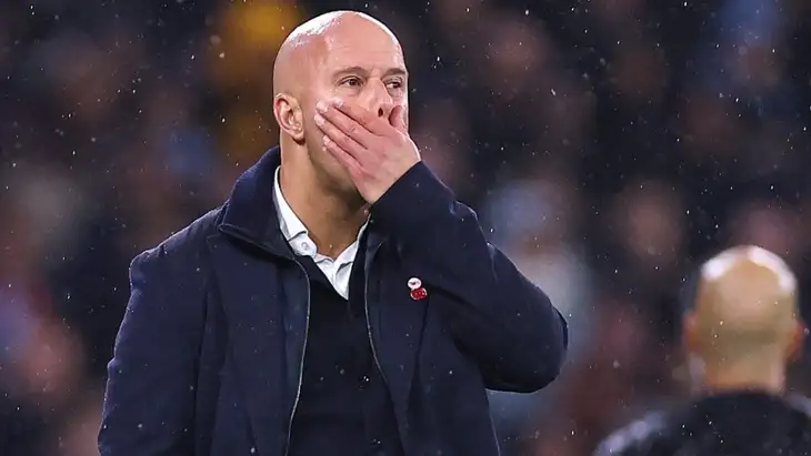 مرحلة الخطر ..  ليفربول يتخذ قرارا بشأن مستقبل سلوت