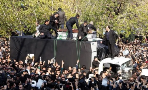 بدء مراسم تشييع الرئيس الإيراني