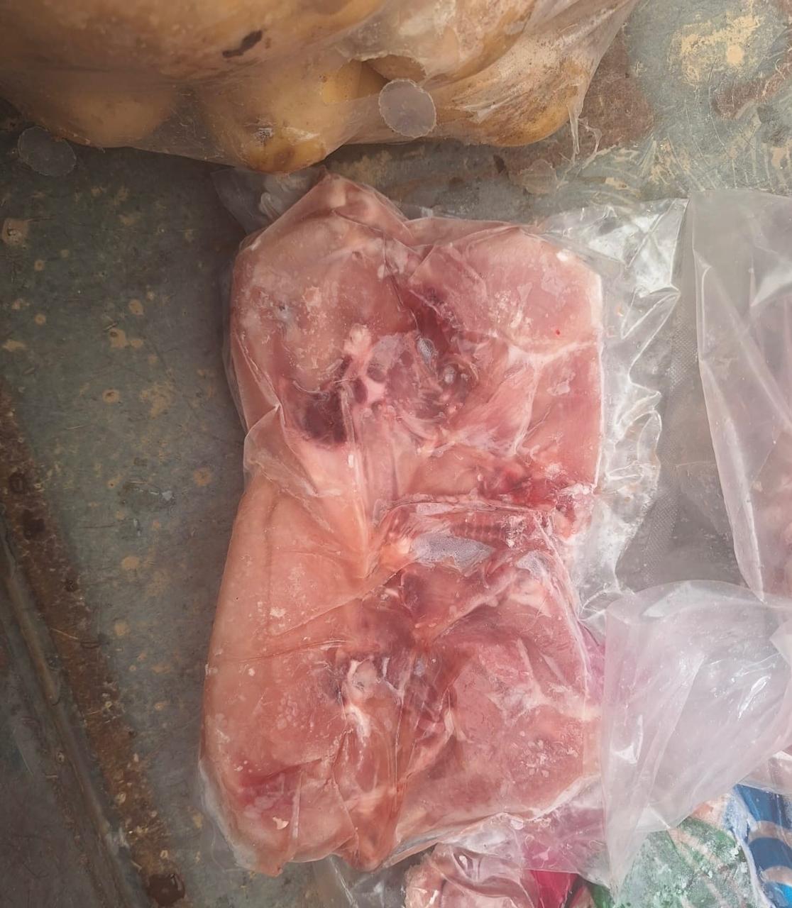 الغذاء والدواء: إتلاف 240 كغم من الدجاج المجمد مجهول المصدر ضبط في مركبة