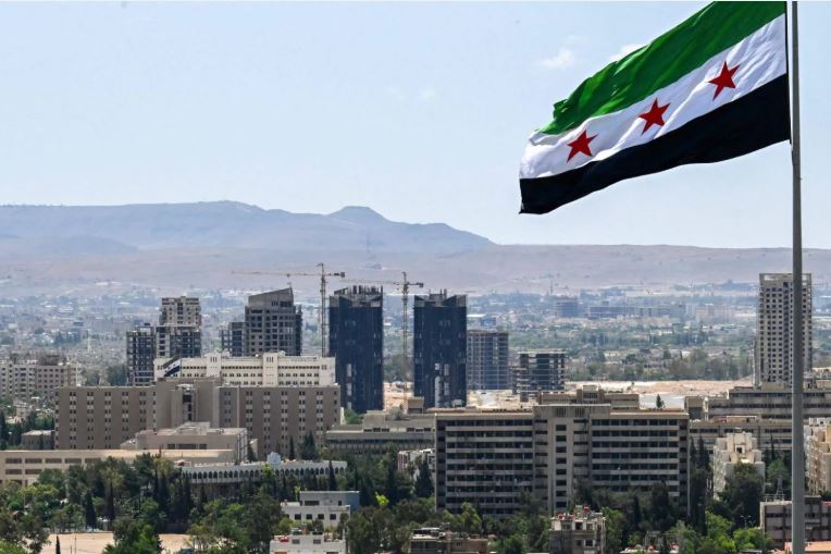 سوريا تعيد فتح أجوائها أمام حركة الطيران المدني