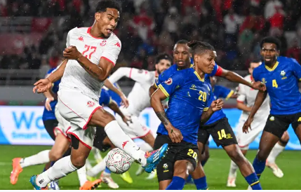 مدرب تنزانيا يتحدى المغرب بتصريح حالم