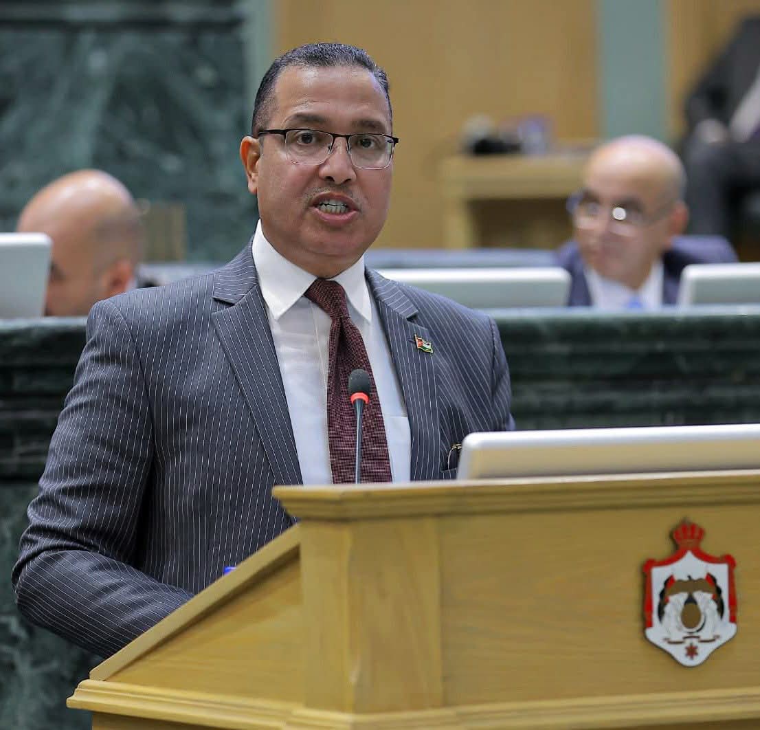 الديات يوجه سؤالاً نيابياً لوزير الإدارة المحلية حول شغور منصب "المدير التنفيذي" في البلديات