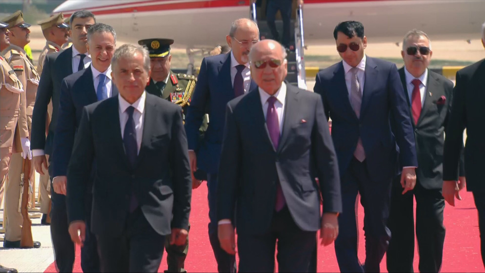 رئيس الوزراء يصل إلى القصر الحكومي في بغداد 