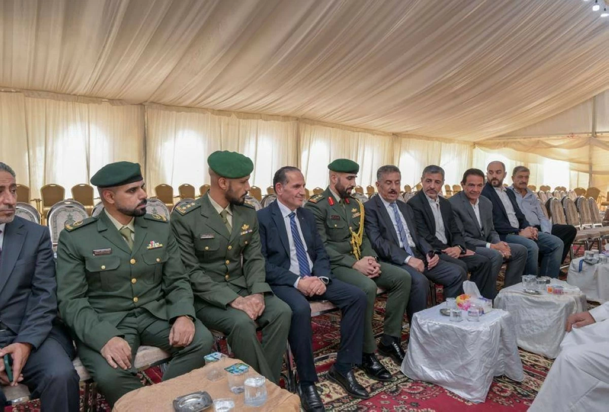 وفد من وزارة الدفاع في الإمارات يقدم واجب العزاء بوفاة عواد محمد الخالدي