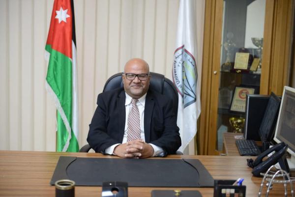 الدكتور رياض علي الدويري  ..  مبارك المنصب الجديد