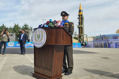 الجيش الإيراني : مستعدون لحرب تستمر 10 سنوات إذا لزم الأمر