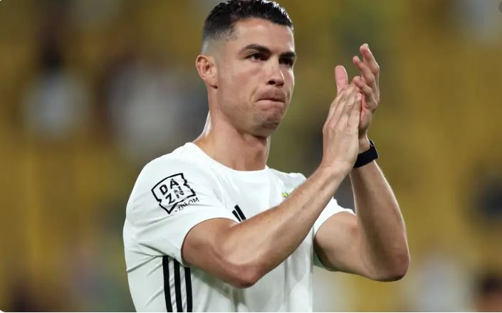 رونالدو يحدد مصيرة برفقة النصر السعودي