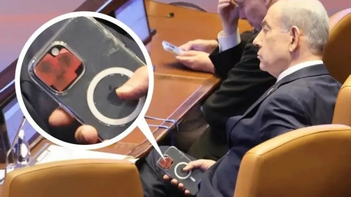 صور نتنياهو بهاتف مغطى بشريط لاصق على الكاميرا تثير جدلًا