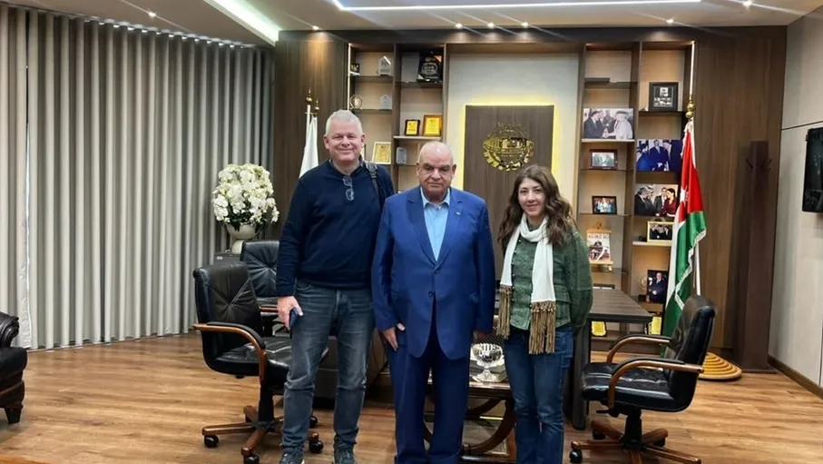 تجارة إربد تبحث مع "ميرسي كور" تعزيز الاستثمارات التجارية مع سوريا 