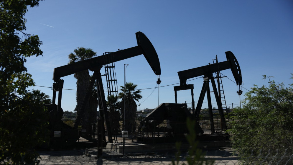 خام برنت يصل إلى 111 دولارا للبرميل بفعل تعثر إنهاء الحرب على إيران