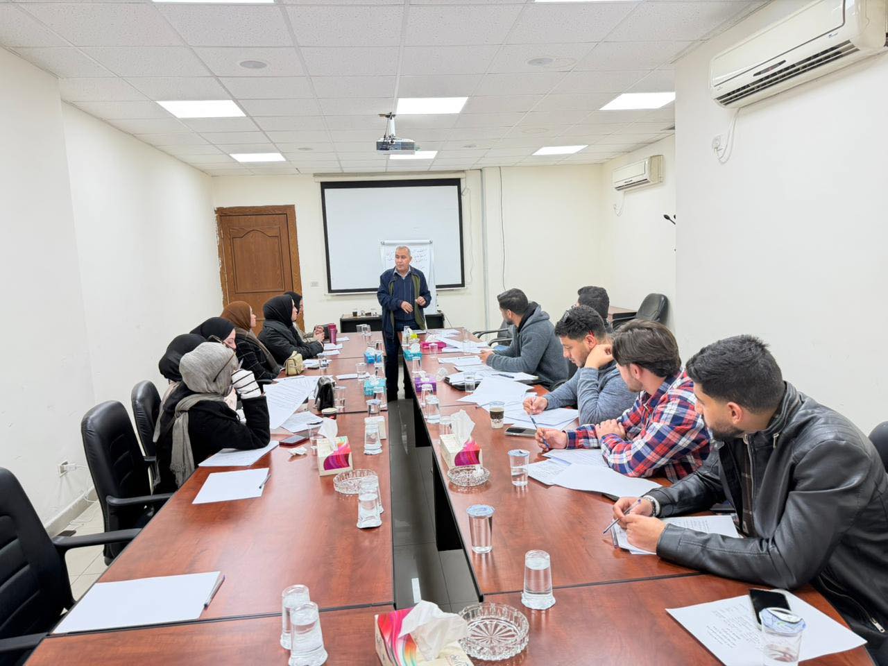 نقيب الصحفيين يدعو طلاب إعلام "الزرقاء الخاصة" لإطلاق مشاريع مهنية