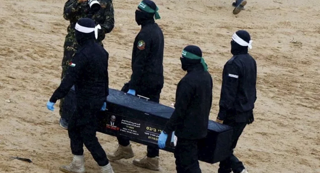 حماس: استمرار البحث عن جثث الأسرى يؤكد الالتزام الكامل باتفاق وقف الحرب