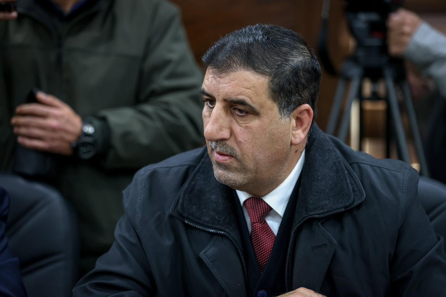 القبلان يطالب بطرح الثقة في الحكومة 