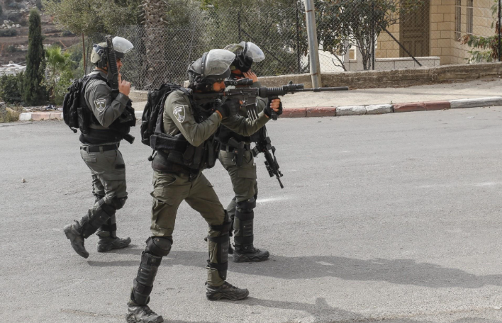 إصابة طفلتين شقيقتين برصاص الاحتلال في مدينة جنين