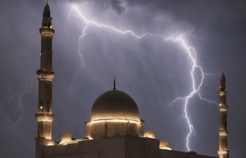 تعرض مسجد في المفرق لصاعقة رعدية