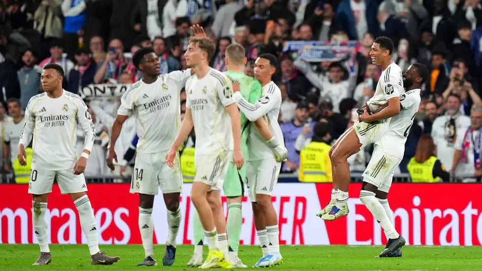 لاعبو ريال مدريد يختاورن مدرب الموسم المقبل