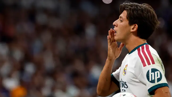 دخل فغيّر المشهد ..  جولر يطفئ حريق ريال مدريد في البرنابيو
