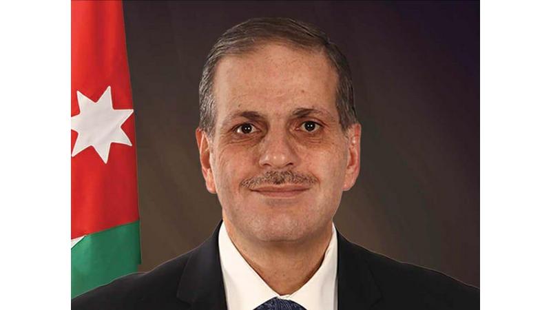 سلطان علان: تاجر توفي بجلطة قلبية بعد معاناة مع مراجعة جهة تخص القطاع التجاري
