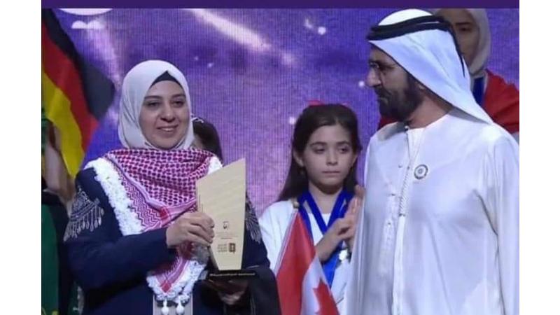 سماهر السواعي أفضل مشرف متميز على مستوى الوطن العربي