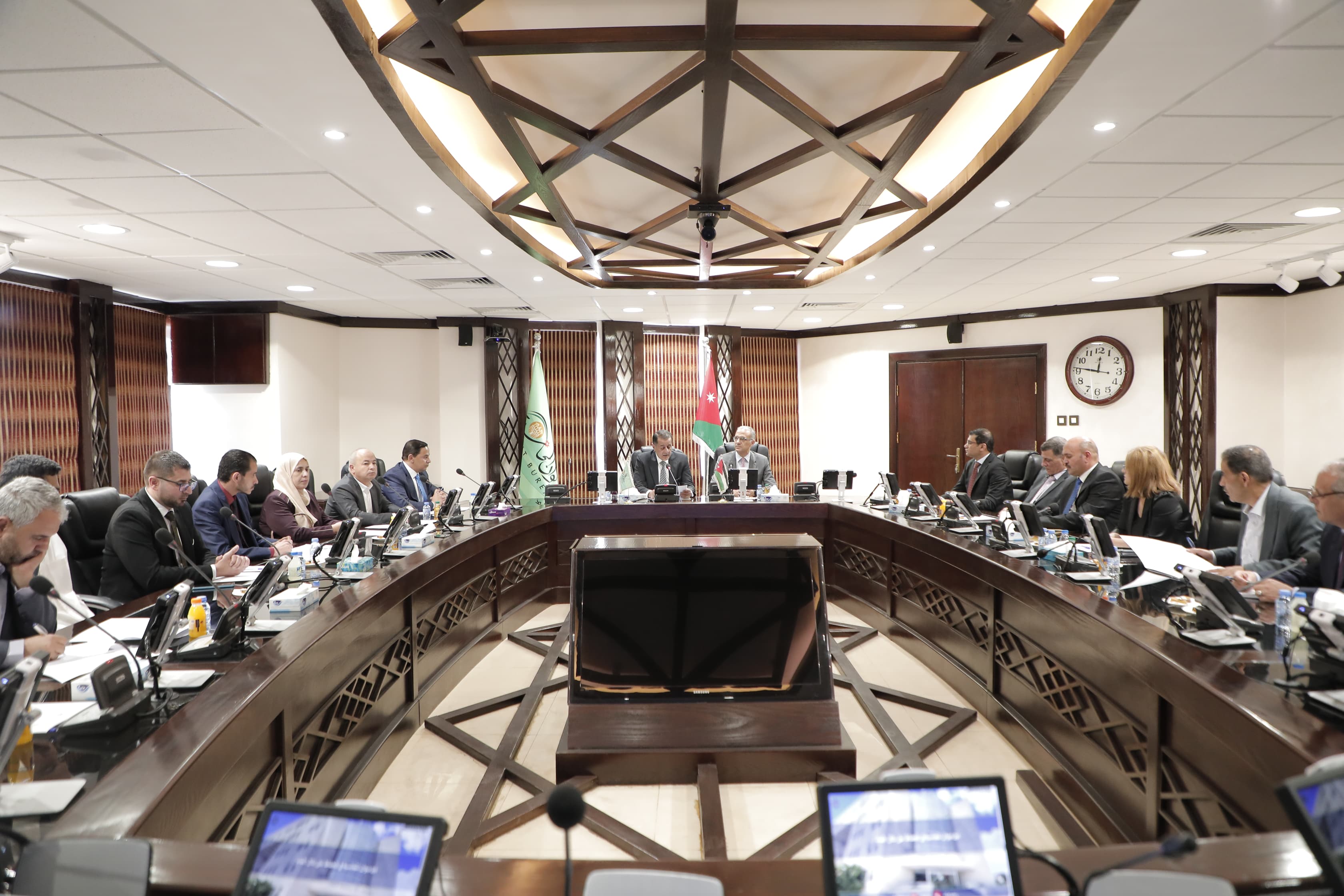 "الإدارية النيابية" تؤكد أهمية دور ديوان المحاسبة في تعزيز الحوكمة والرقابة