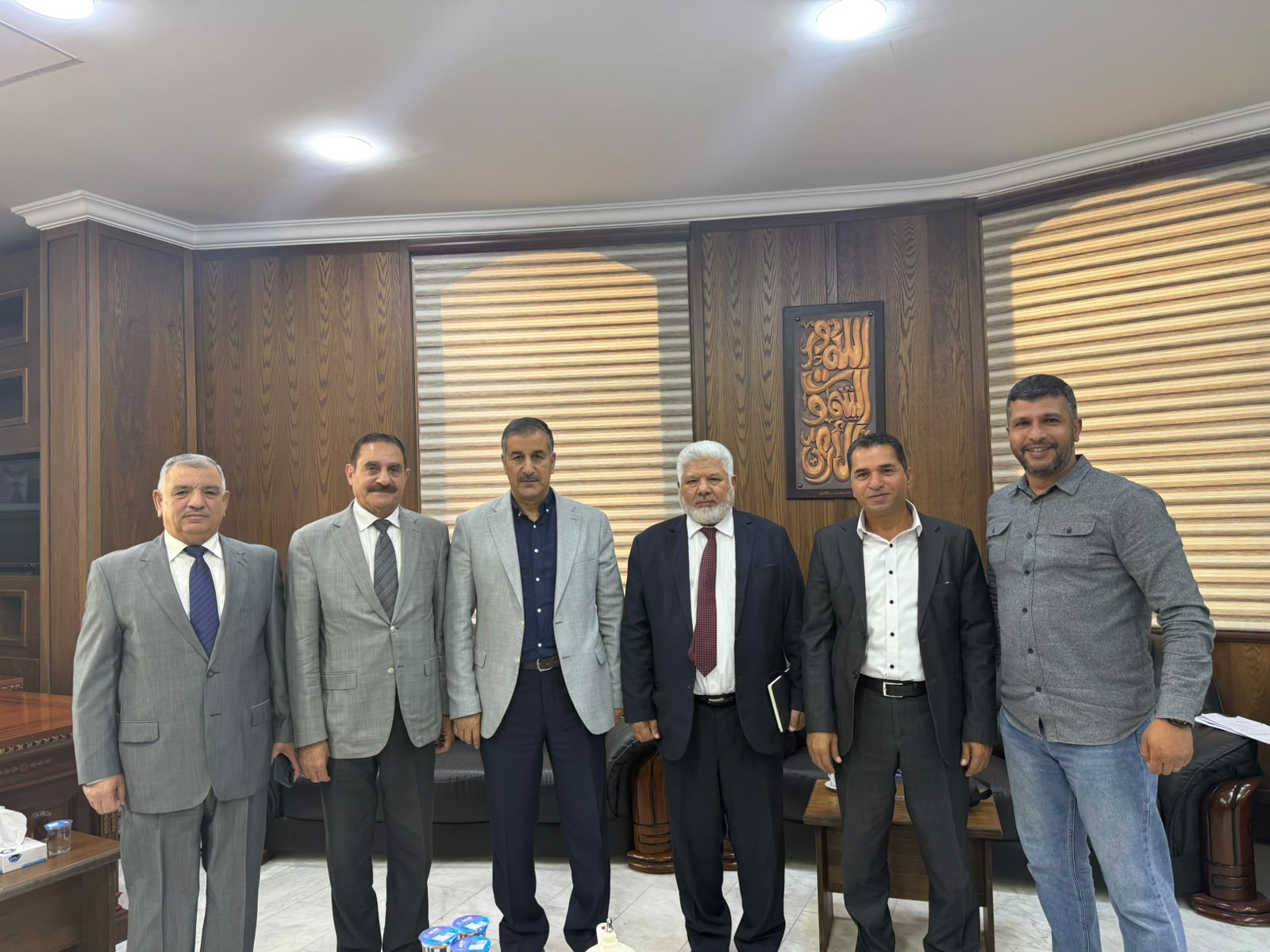 النائب الرحامنة يتابع مطالب عيرا ويرقا مع محافظ البلقاء