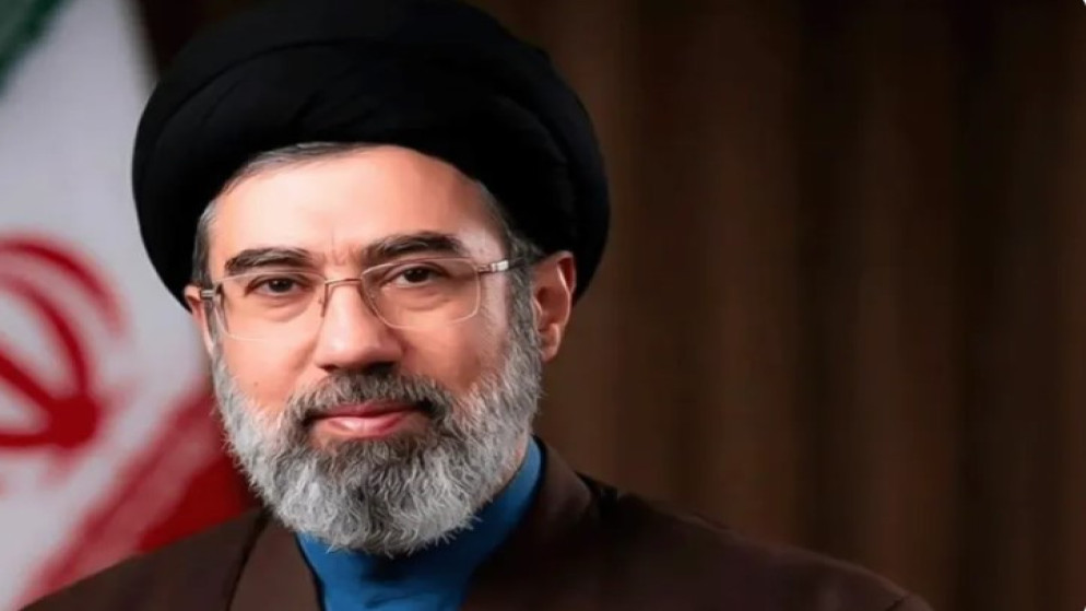 خامنئي يقول إن الولايات المتحدة وإسرائيل تسعيان لـ"زرع الانقسام" بين الإيرانيين 