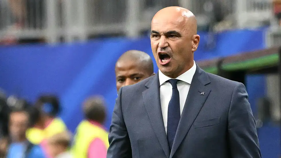 رغم عثرة الكونغو الديمقراطية ..  روبرتو مارتينيز منشغل بمفاوضات النصر