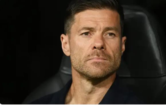 ألونسو يتغنى بتألق بيلينجهام ..  ويثير الشكوك حول نجم ريال مدريد