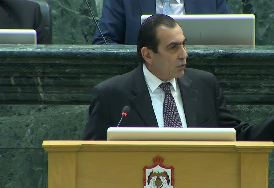 القباعي: الحكومة تخلت عن دورها في توفير فرص عمل للشباب