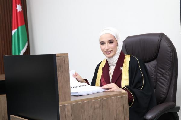 الدكتوراه لـ عبير عبدالله سليمان العليمات