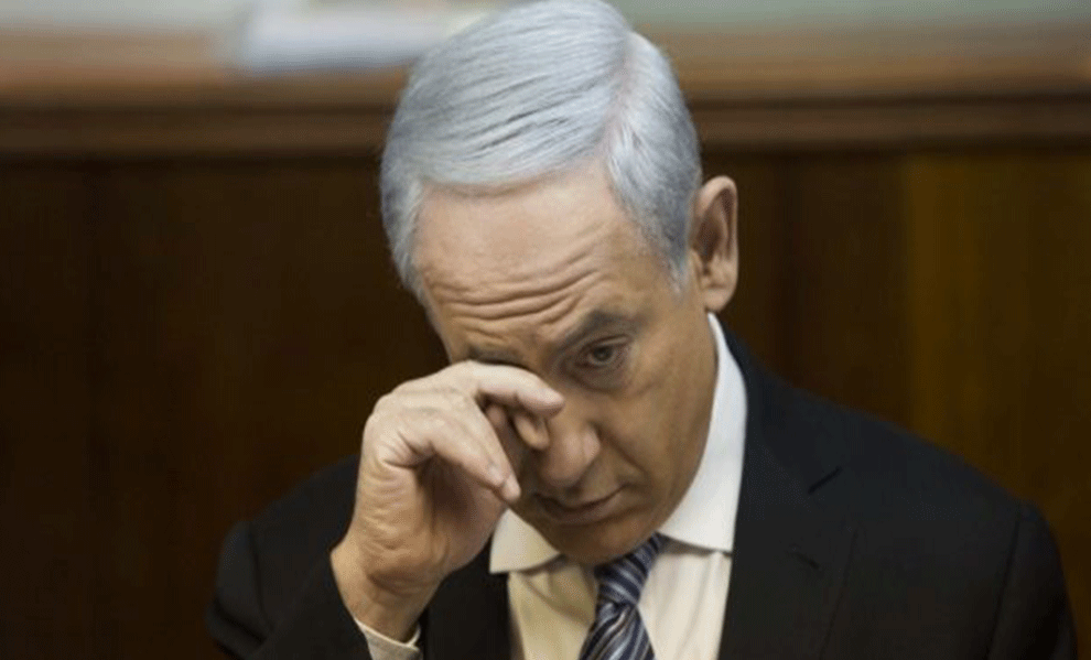 نتنياهو يتراجع في استطلاع " إسرائيلي " جديد ..  ومنافسه يتفوق عليه