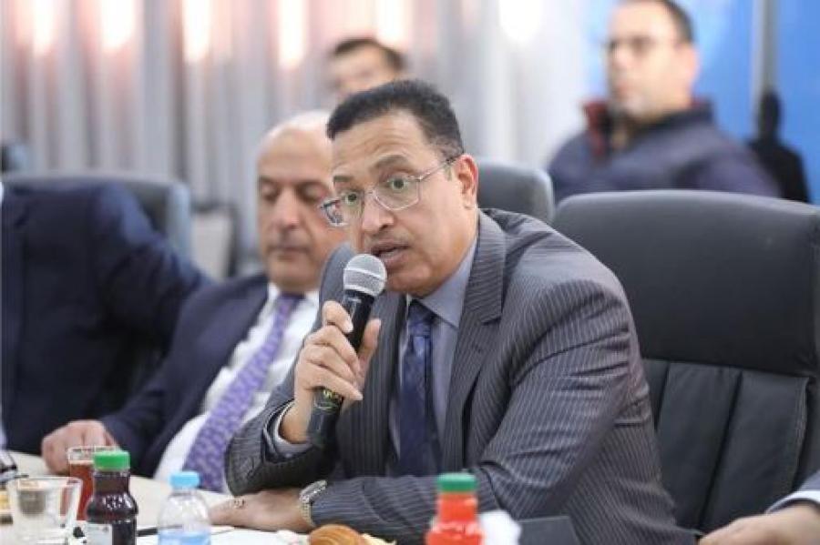 الديات يفتح ملف الإدارة المحلية: بلديات بلا صلاحيات… ووزارة تُقيّد الاستثمار