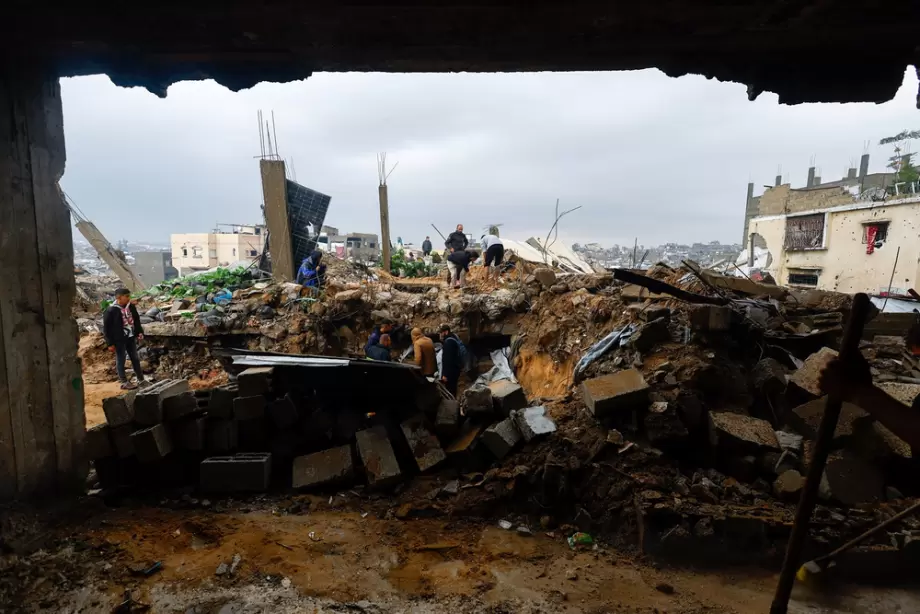 الاحتلال يواصل خروقات اتفاق وقف إطلاق النَّار بغزَّة 