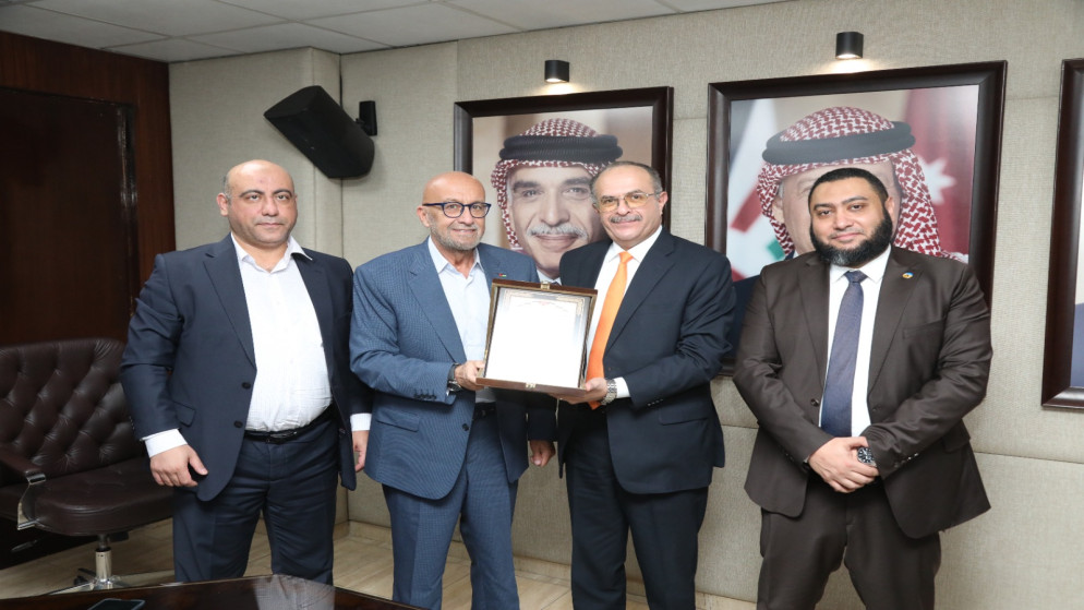 توقيع اتفاقيات صرف صحي جنوب غرب عمان بقيمة 18.45 مليون دينار