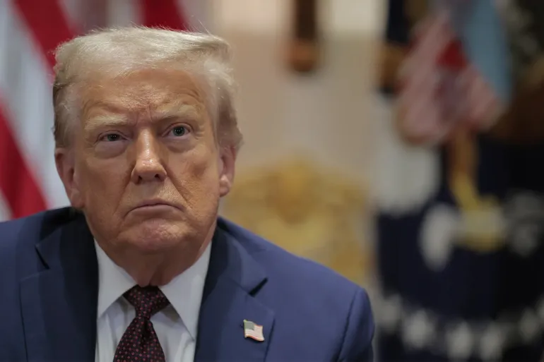 ترامب يتحدث مع قادة قطر والسعودية والإمارات