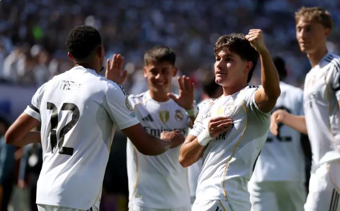 ميلان يوجّه أنظاره نحو نجم ريال مدريد 
